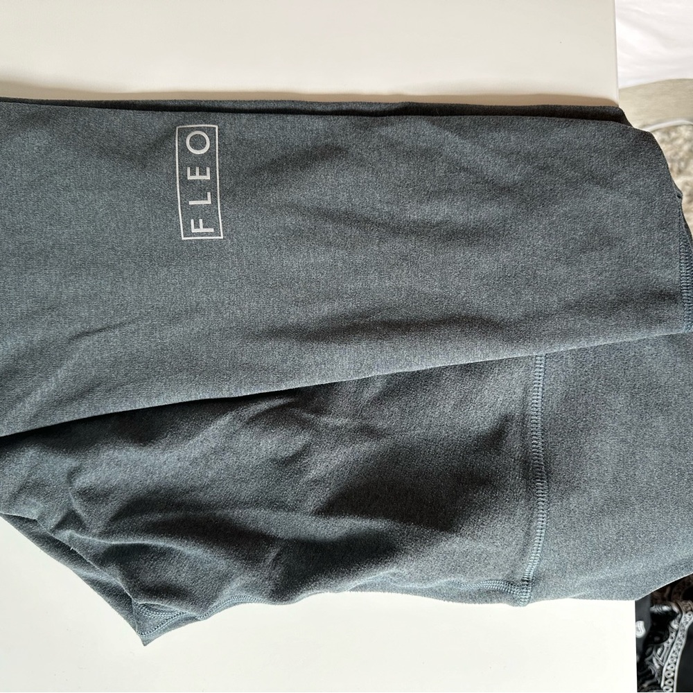 Fleo High Rise Workout Athletic Leggings Large